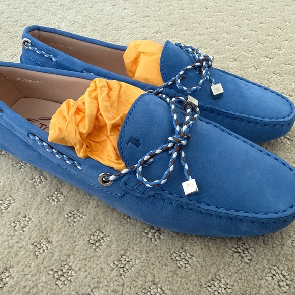 Tod’s Gommino Driving Shoes - Picture 3 of 5